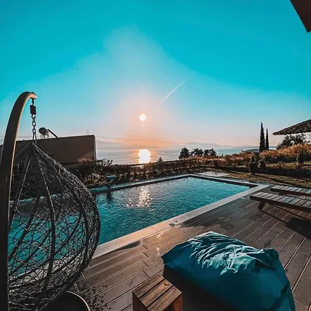 Greece Holidays Villa Nikiana